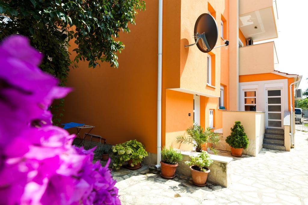Apartments Villa Orange Zára Kültér fotó